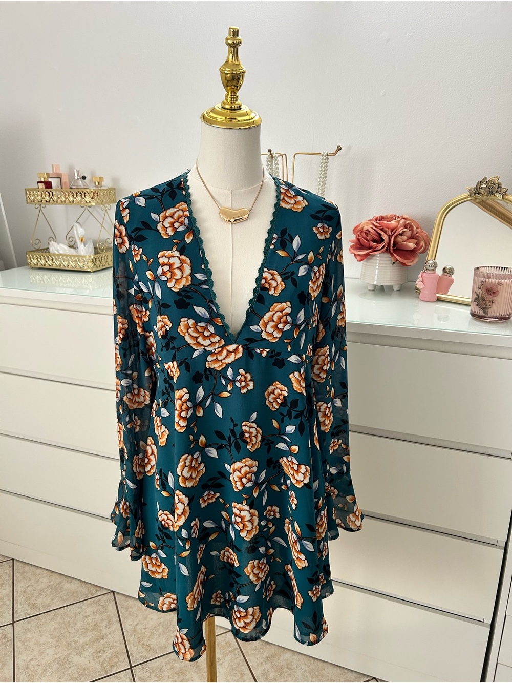 Forever 21 Teal Floral Lace-Trim Mini Dress
